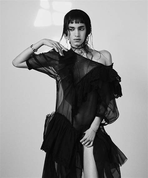 sofia boutella topless|Sofia Boutella Nude And Sexy (21 Photos) 